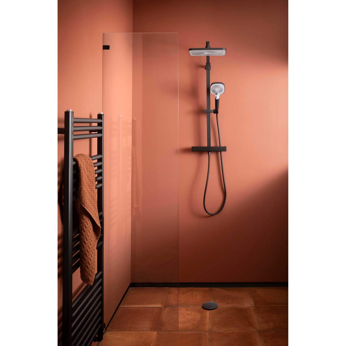 JTP Hix Matt Black Thermostatic Bar Valve with 2 Outlets and Multifunction Shower Handle (38819MB)